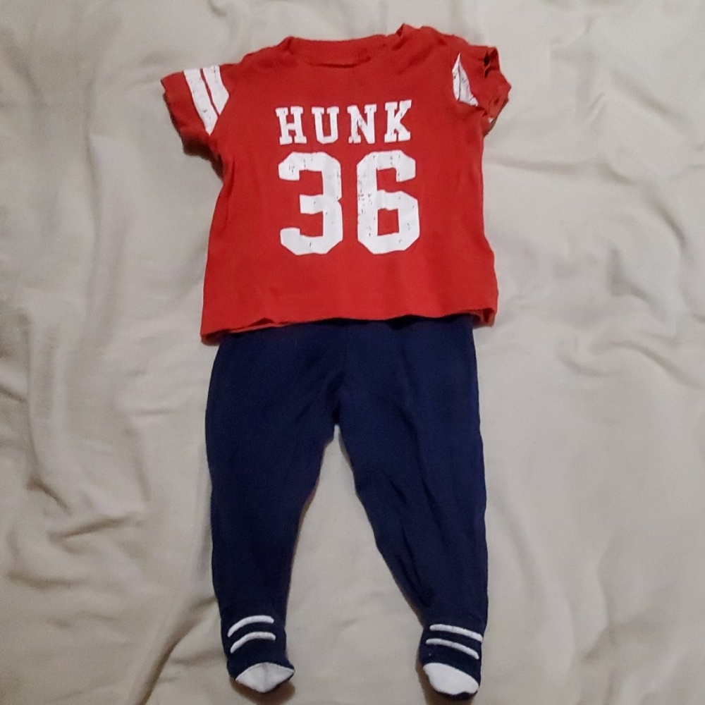 Carters outfit.